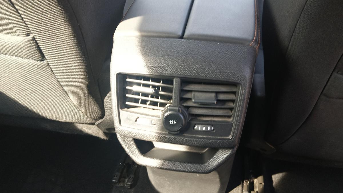 Peugeot 3008 1.5 HDI 130CV EAT8 Business